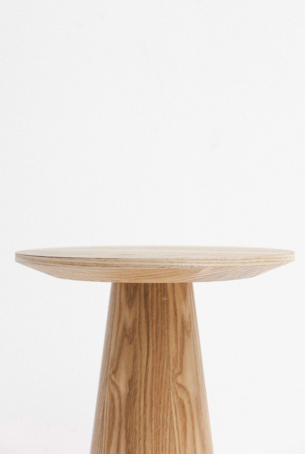 Mesa Auxiliar Tout